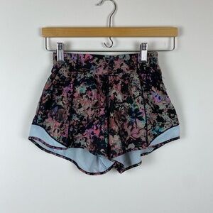 Lululemon Hotty Hot Low-Rise Short 4"